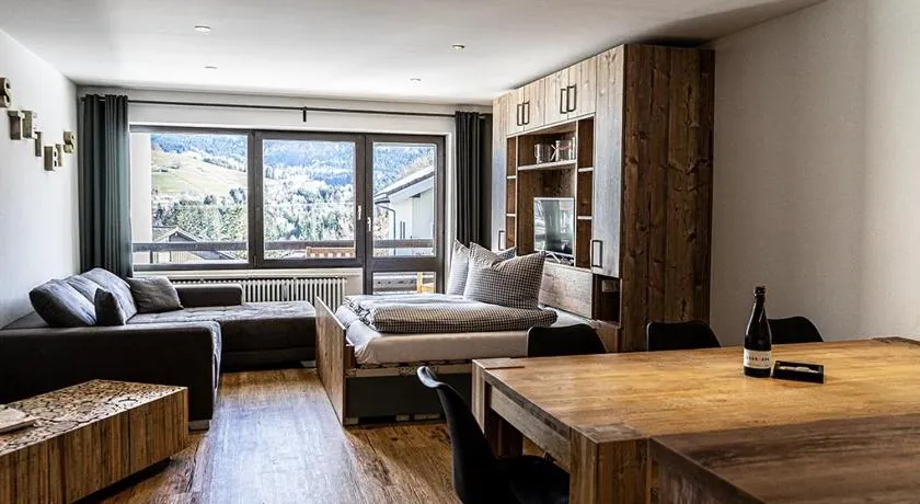 Steibis Suite mit Balkon für Freunde - Image 1