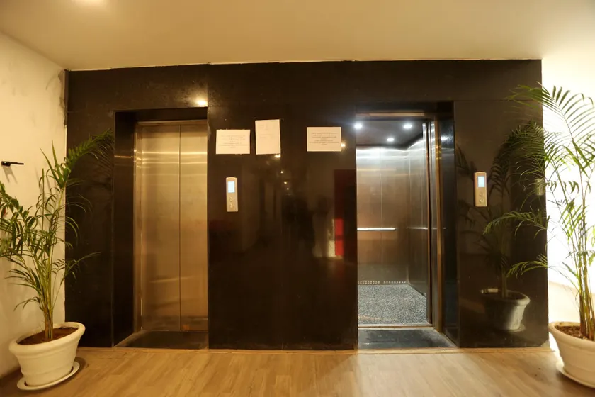 Hotel Grand Arcasia - Image 1