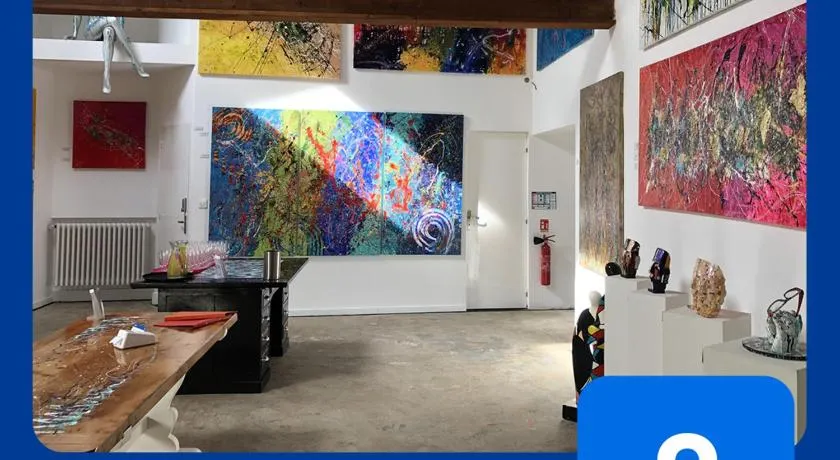 BnB Maison d'Art Breakfast in the Art Gallery - Image 1