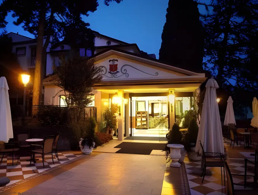 Villa Felcaro - Relais, Lodge & Restaurant - Image 1