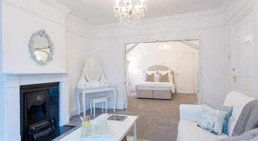 The Mariners Suite - Image 1