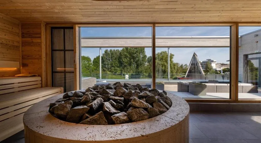 Thermenhotel Gesundheits-Bad Buchau - Image 1