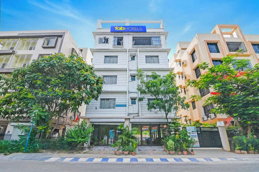 FabHotel The Bliss, Nr - Bisarjan Ghat - Image 1
