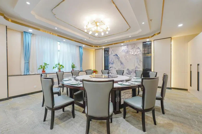 Nongken Hotel - Image 1