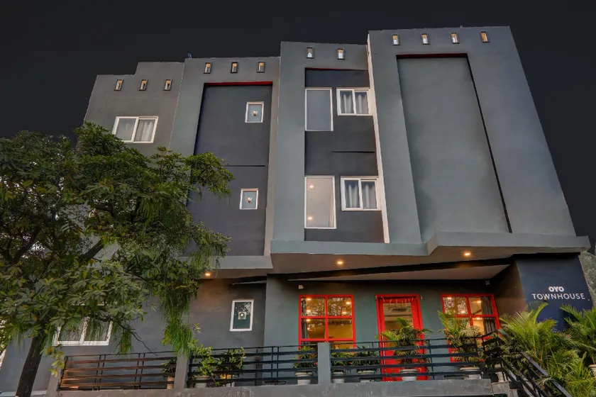 Townhouse 139 Ashiyana Smriti Upvan Near Emerald Mall Lucknow - Image 1