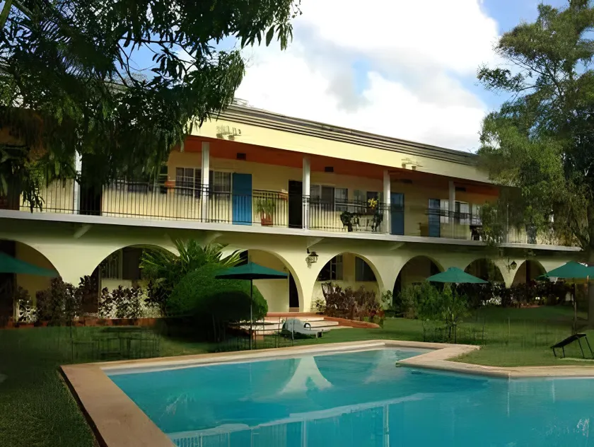 Hotel Chichen Itza - Image 1