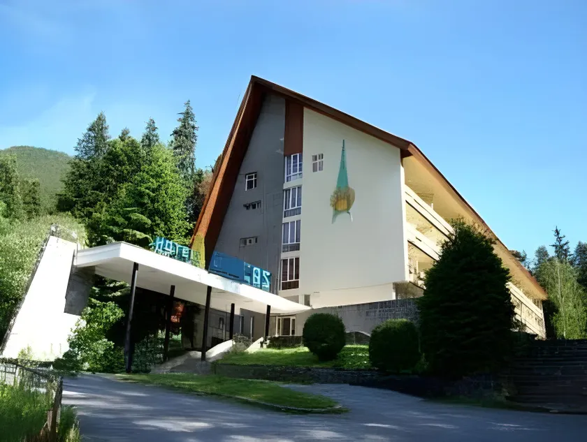 Hotel Ciucas - Image 1