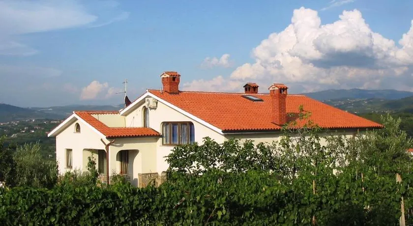 Farm stay Domačija Butul - Image 1