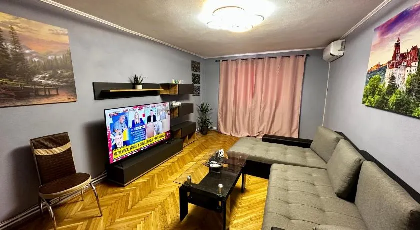 Apartament spatios aproape de Mures - Image 1