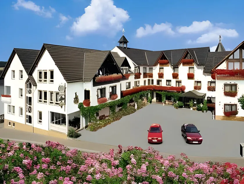 Hotel - Restaurant BERGHOF - Image 1