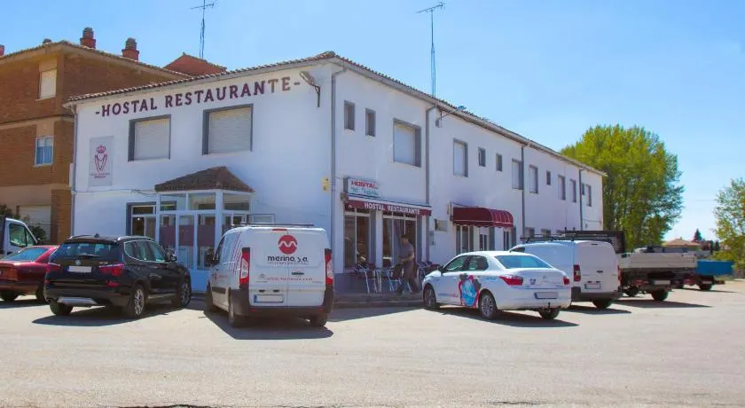 Hostal Restaurante María Victoria - Image 1