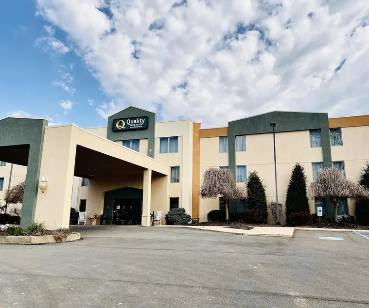 Comfort Inn Towanda PA - Image 1