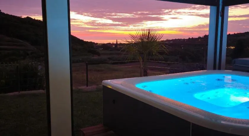 SeaView apartment Mirjam with Jacuzzi - Image 1