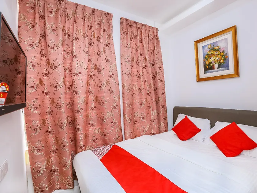 Hotel O Roselyn Inn - Image 1