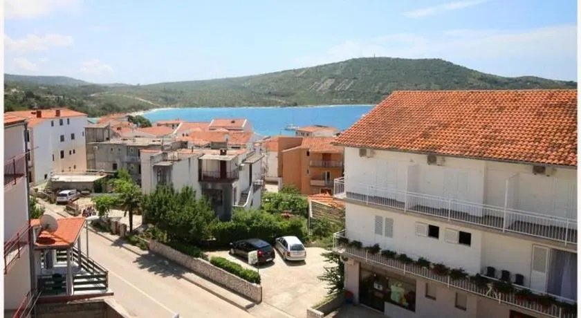 Guest House Lav - Image 1