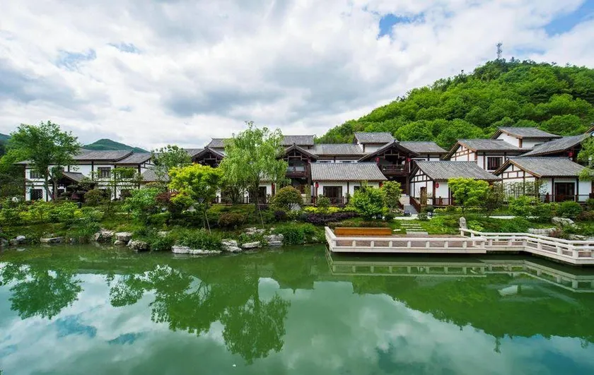 Zunyi Fengxiangyuan Hotel - Image 1
