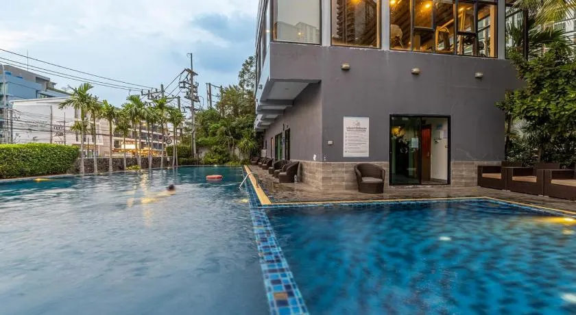 Dusit grand condo view - Image 1