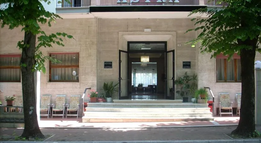 Hotel Astra-Chianciano Terme - Image 1