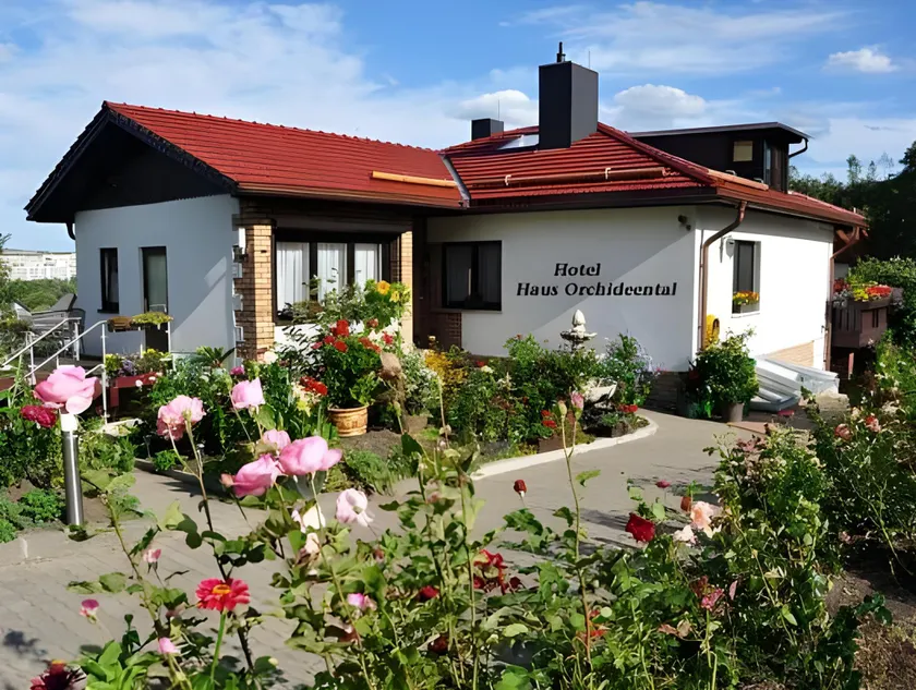 Hotel Haus Orchideental Jena - Image 1