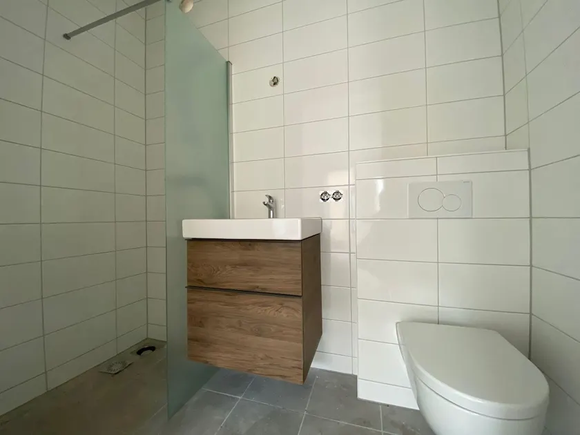 Spacious holiday home in Voorhuizen with terrace - Image 1