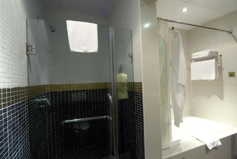 Golden Tulip Kumasi City - Image 1