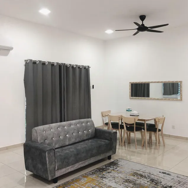 Salak Pekerti Homestay KLIA KLIA2 - Image 1