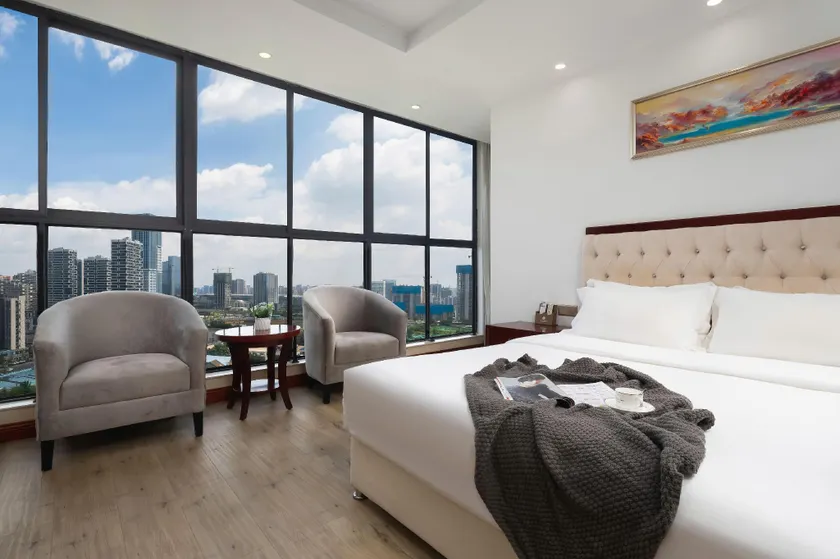 FULI TIANCHENG HOTEL - Image 1