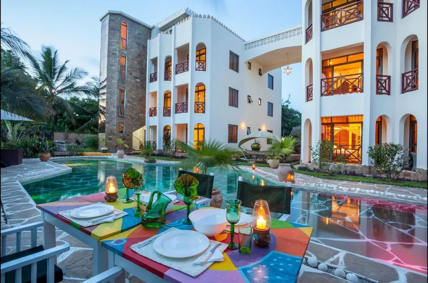 Amani Luxury Apartment Diani, 2 Bedroom - Image 1