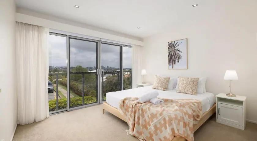 Renov Peaceful 3BR Morningside Gem: Cozy Retreat - Image 1