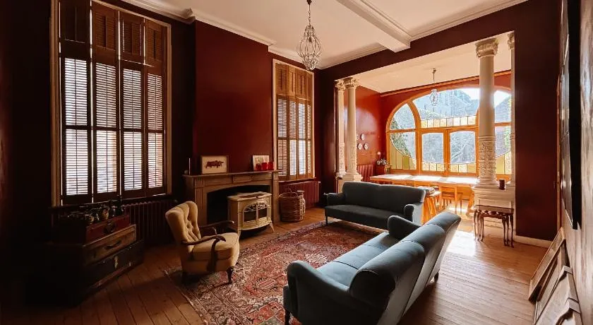La Petite Foret Stay in Historic Bruges - Image 1
