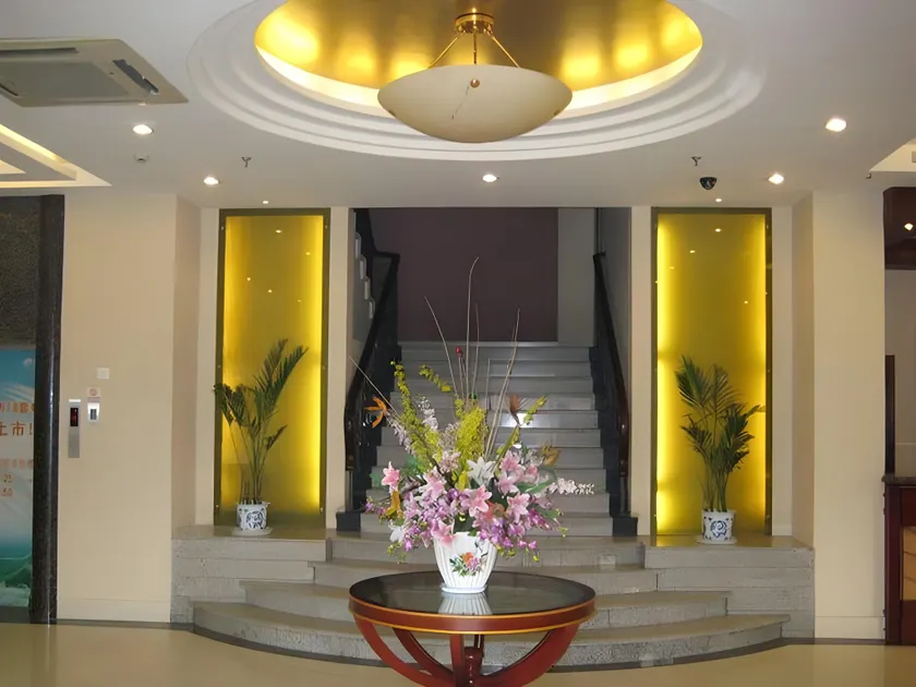 GreenTree Inn Zhejiang Hangzhou Tonglu Yaolin Road Xiahang Road Business Hotel - Image 1