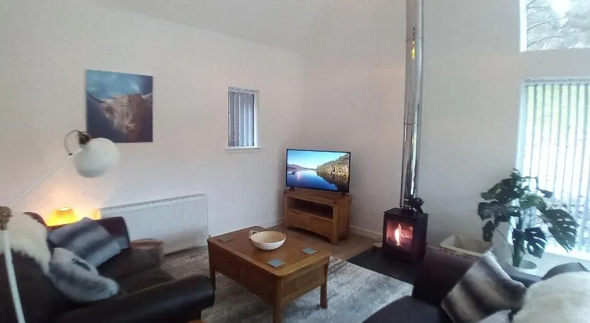 Sawmill Cottage - Image 1