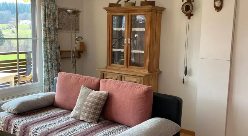 Charming studio with a view - Image 1