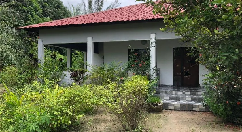 Karamaluu Garden Lodge - Image 1