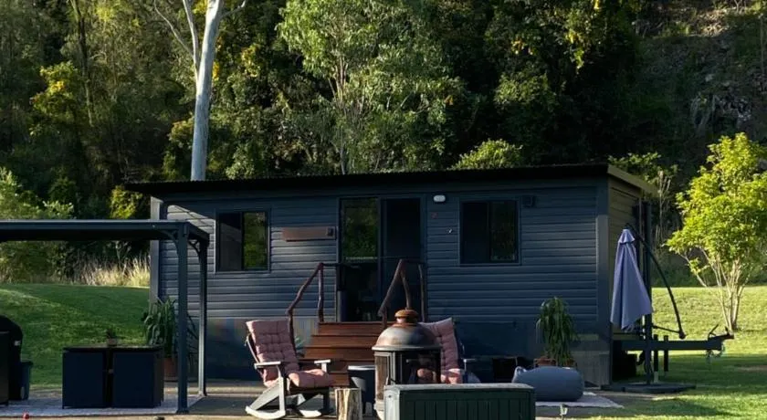 Karinya Tiny House - Image 1