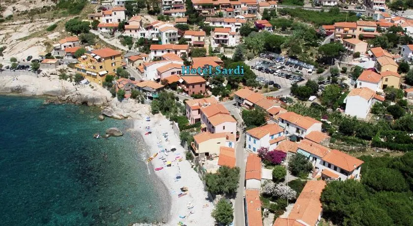 Hotel Sardi - Image 1