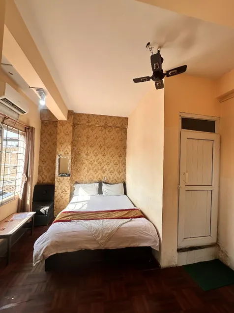 HOTEL OPERA - Image 1