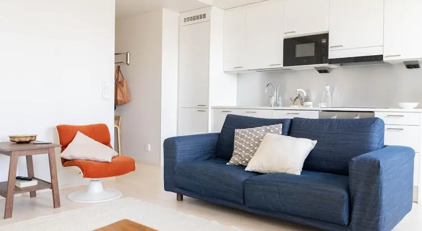 Stylish new 1br apt in Aurinkolahti - Image 1