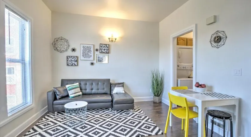 Renoveret Bright 1 BR i hjertet af Capitol Hill - APT B - Image 1
