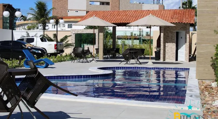 Apartamento com piscina na cobertura, com vista para o mar. - Image 1