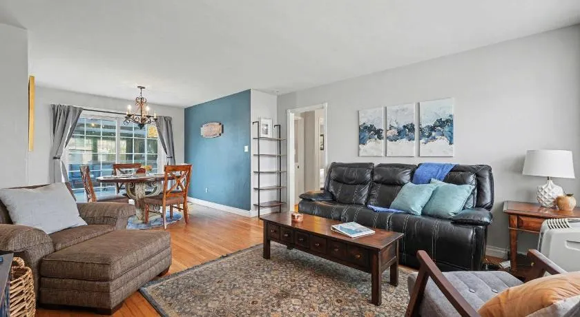 Charming La Mesa Cottage - Patio - Quiet Neighborhood - Family - Image 1