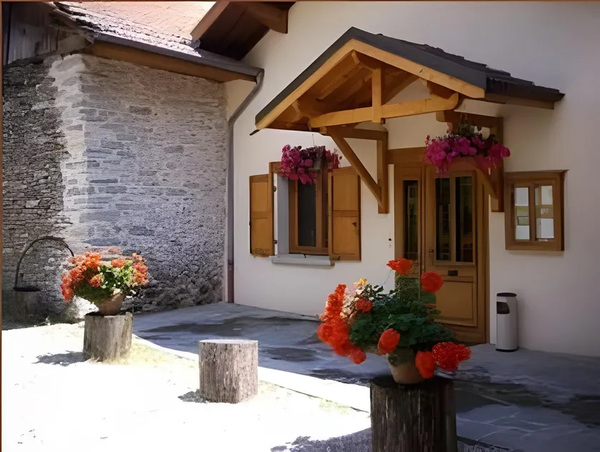 Ferme Auberge du Bessard - Image 1
