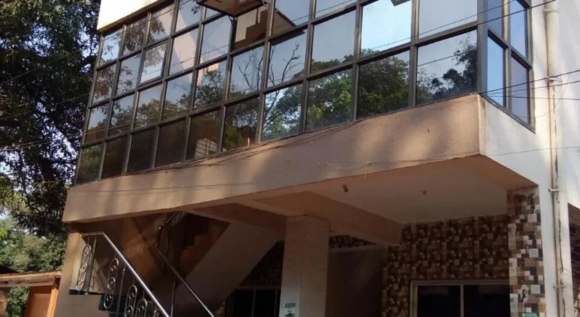 Relax inn - Image 1
