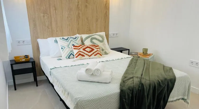 Solaz Málaga, shared apartment - Image 1