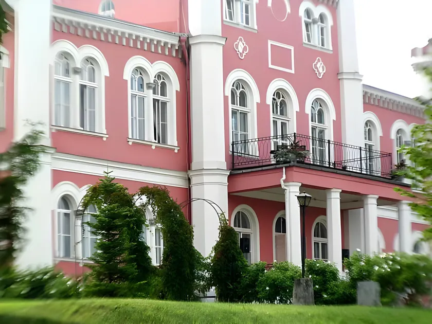 Birinu Castle - Image 1