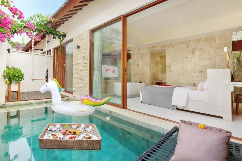 Tropical Romantic Villa-1BDR in Legian - Image 1