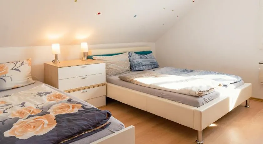 Helene Hohenems, 4-12 P, Haus, 4 Schlafzimmer, Küche, Parkplatz, Garten, Wifi - Image 1