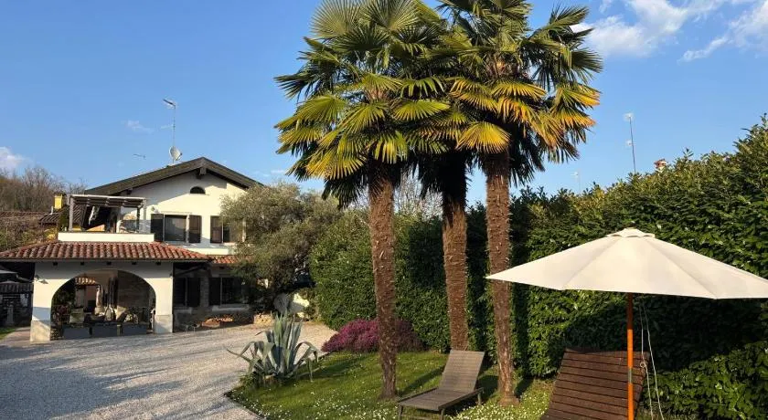 Villa Rose - Image 1