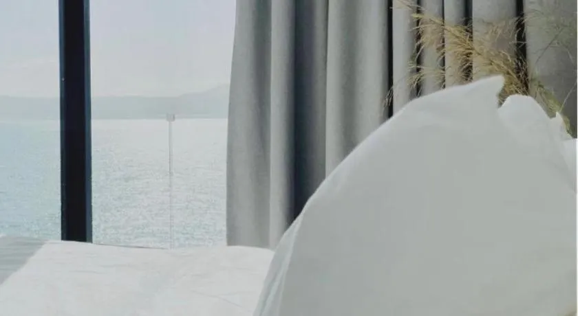 Swiss Rivage Hotel - Image 1