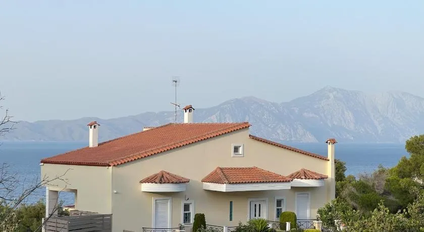 Theologos Guesthouse  - Image 1